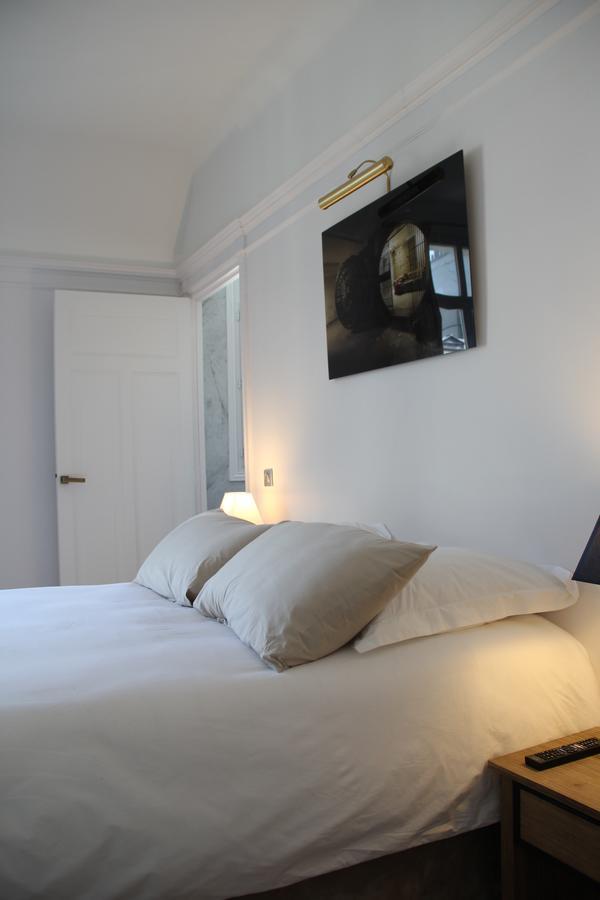 Appartement Champs Elysees Párizs Kültér fotó